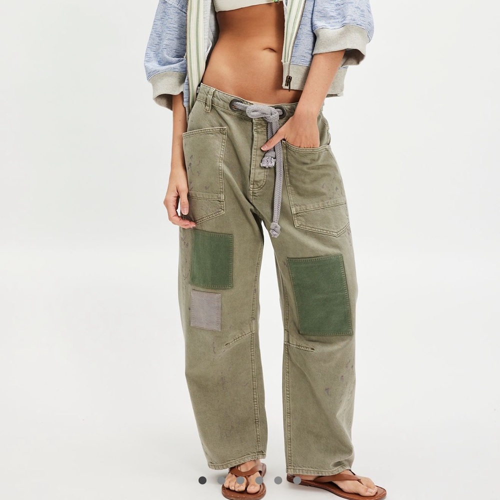 Free People Moxie Pull on Barrel Jeans